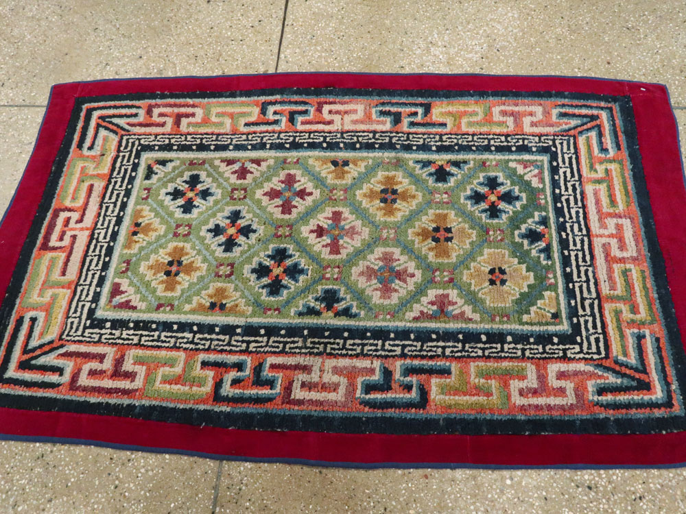 Vintage Tibetan Rug, No.13218 - Staging