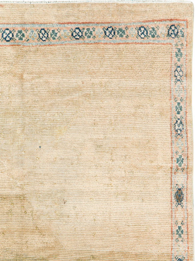 Antique Persian Mahal Rug, No.13272 - Staging