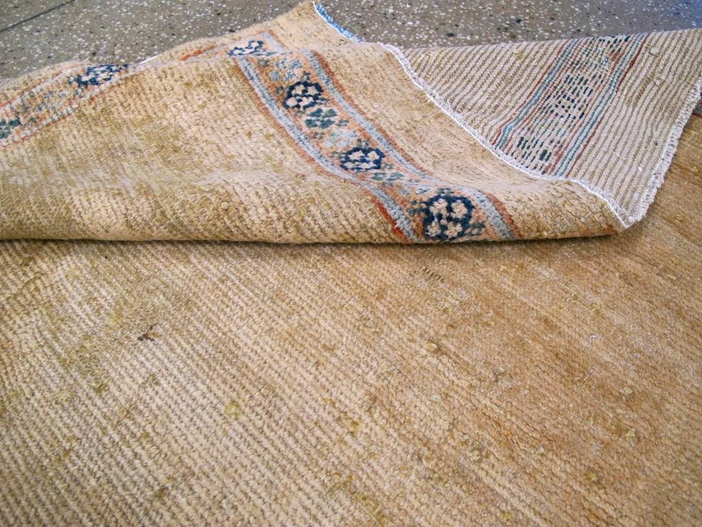 Antique Persian Mahal Rug, No.13272 - Staging