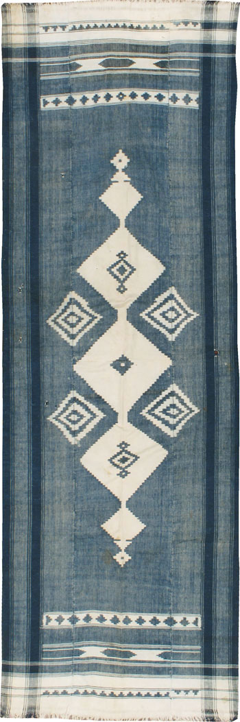 Antique Indian Textile, No.13277 - Staging