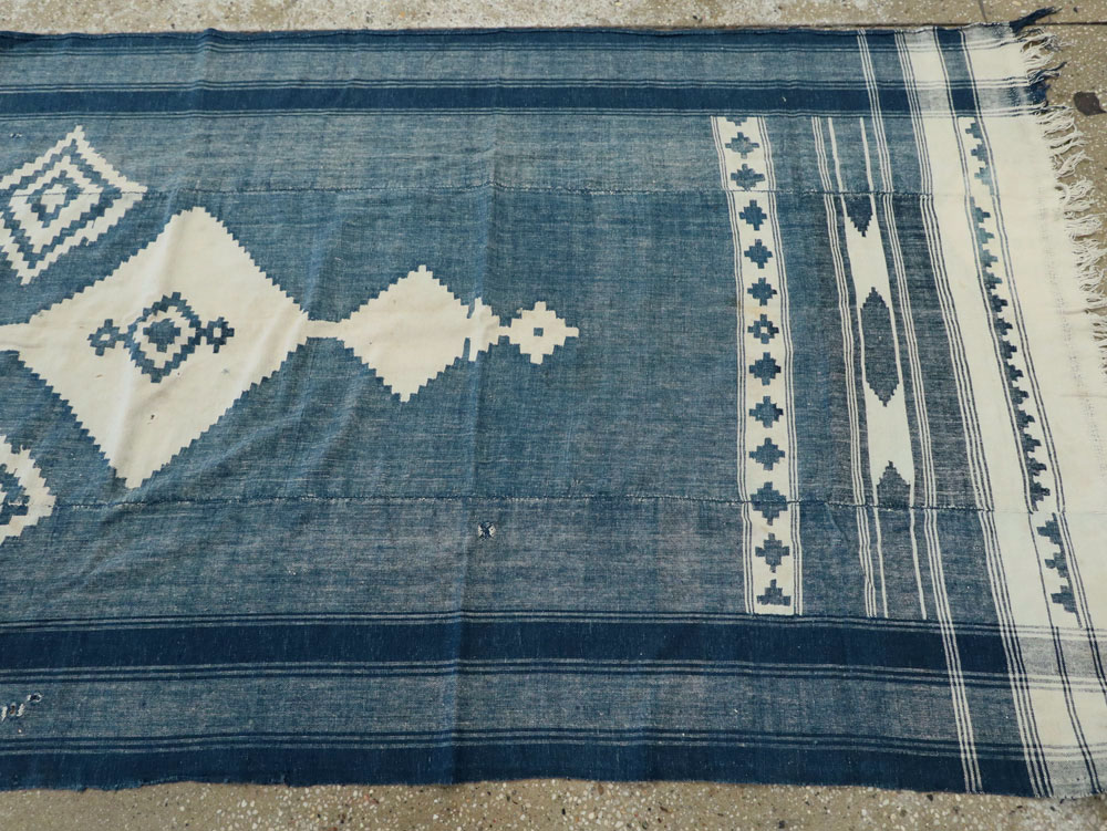 Antique Indian Textile, No.13277 - Staging