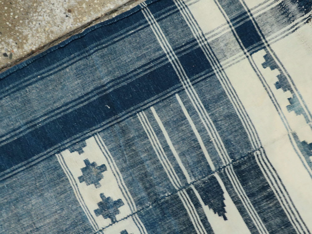 Antique Indian Textile, No.13277 - Staging