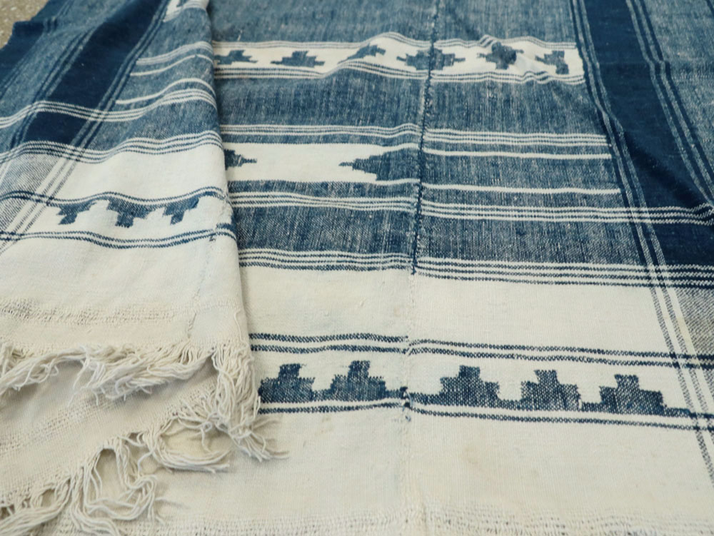 Antique Indian Textile, No.13277 - Staging