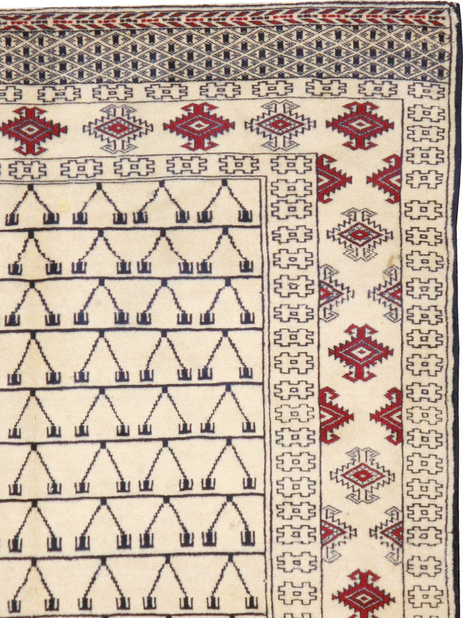 Vintage Persian Baluch Rug, No.13313 - Staging