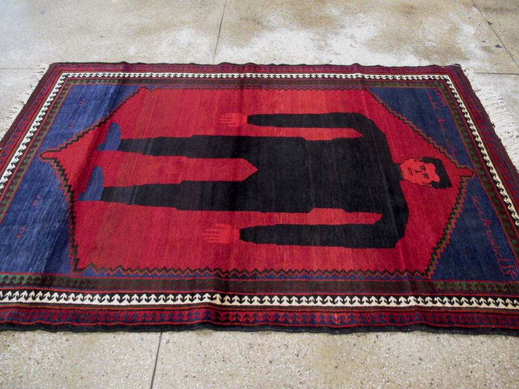Vintage Shiraz Pictorial Rug, No.13322 - Staging