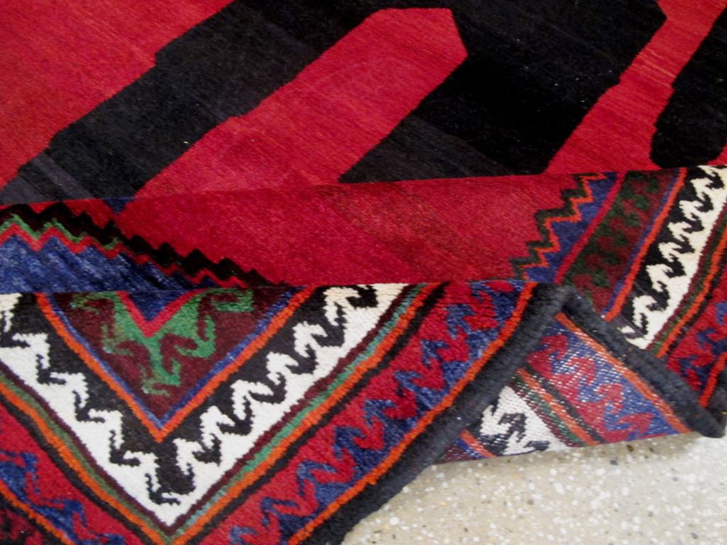 Vintage Shiraz Pictorial Rug, No.13322 - Staging