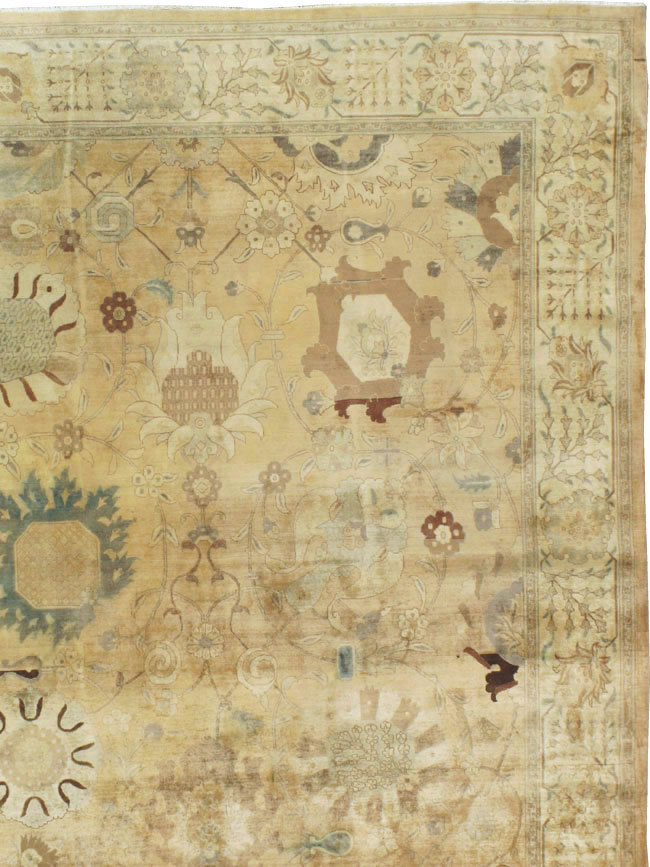 Antique Persian Tabriz Carpet, No.13346 - Staging