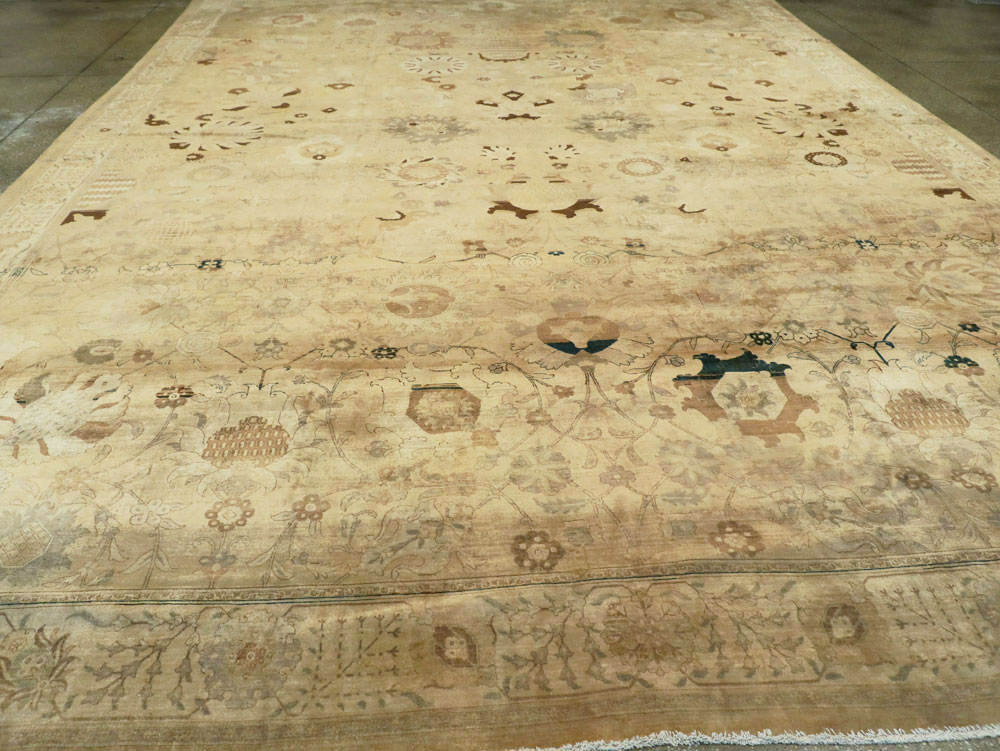 Antique Persian Tabriz Carpet, No.13346 - Staging