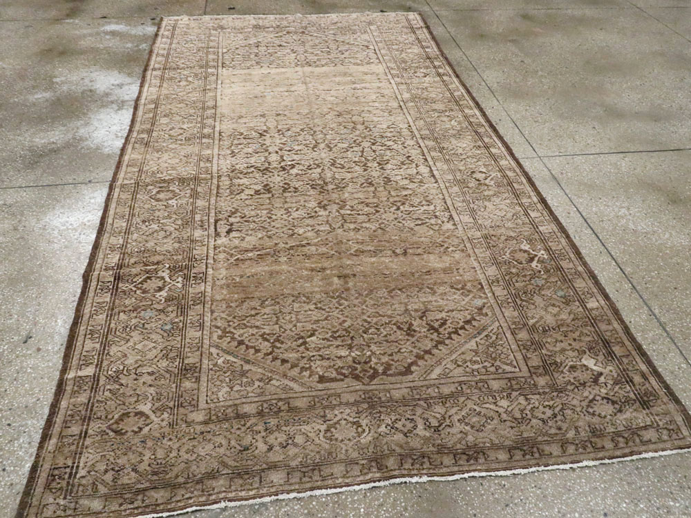 Antique Persian Malayer Rug, No.13367 - Staging