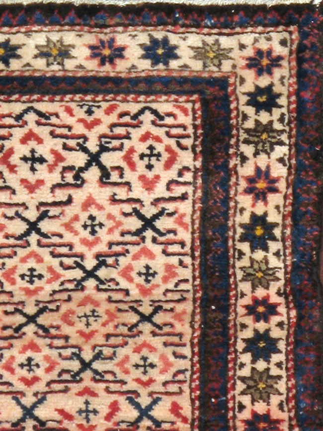 Antique Caucasian Shirvan Rug, No.13471 - Staging