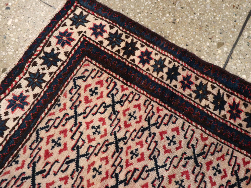 Antique Caucasian Shirvan Rug, No.13471 - Staging