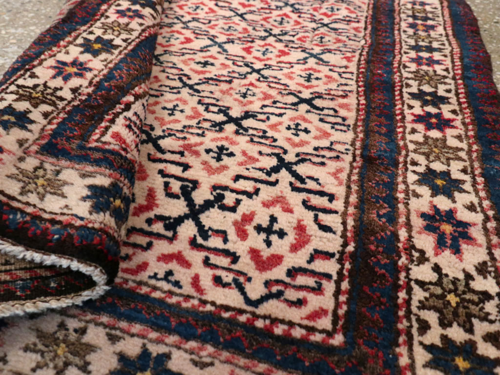 Antique Caucasian Shirvan Rug, No.13471 - Staging