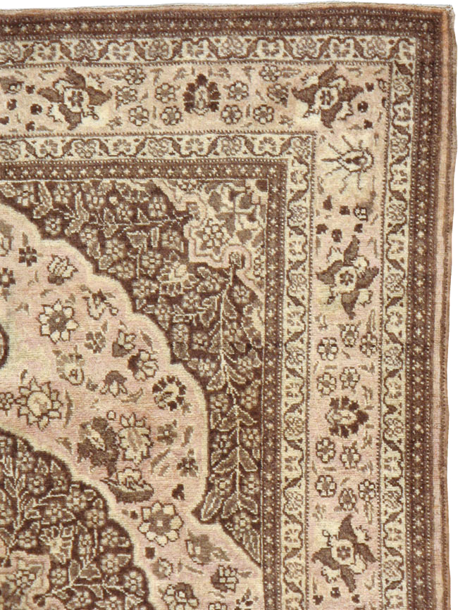 Antique Persian Tabriz Rug, No.13557 - Staging