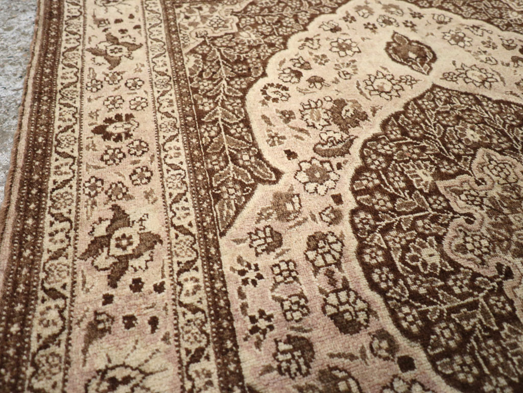 Antique Persian Tabriz Rug, No.13557 - Staging