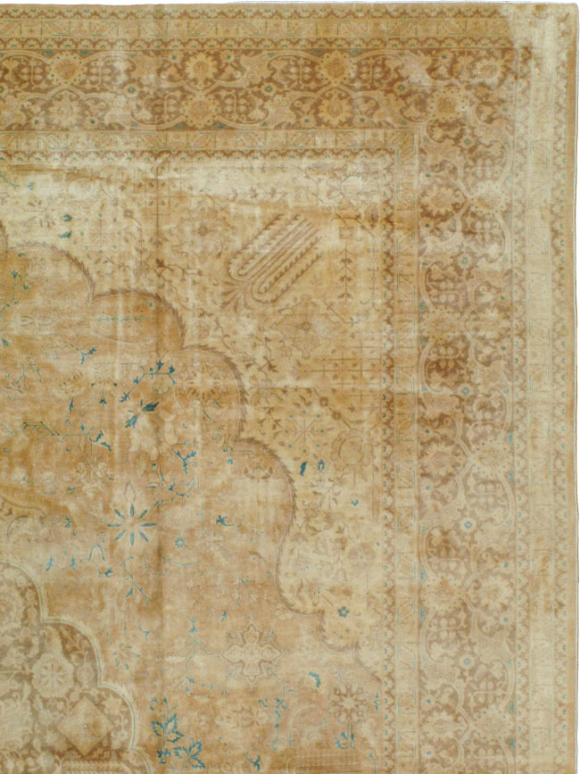 Vintage Persian Tabriz Carpet, No.13706 - Staging