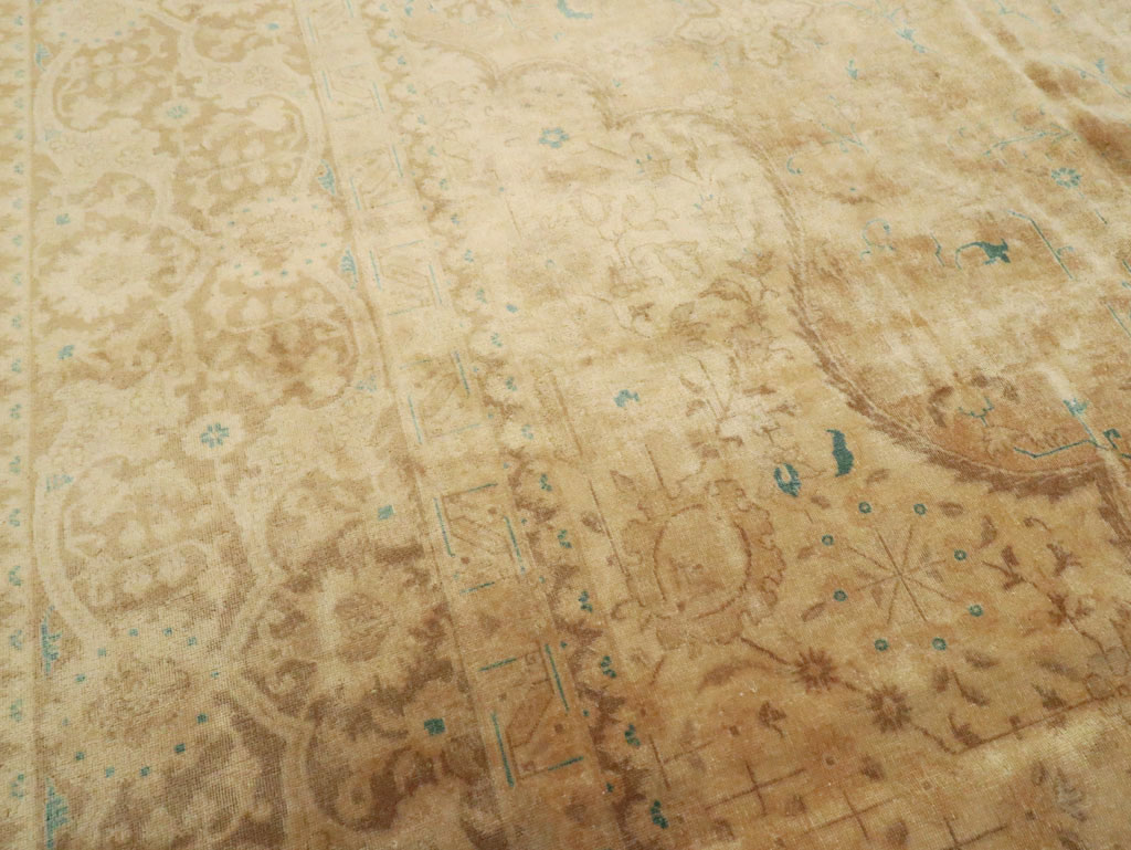Vintage Persian Tabriz Carpet, No.13706 - Staging