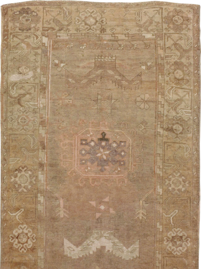 An Oushak Runner, No.13773 - Staging