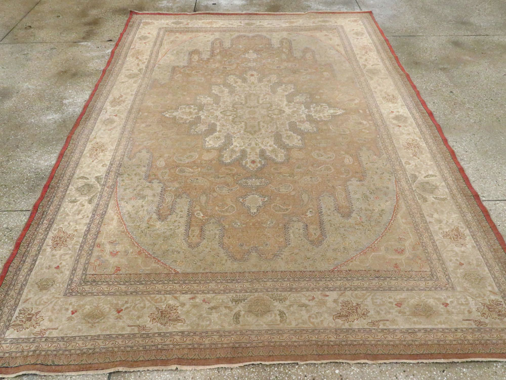 Vintage Turkish Sivas Rug, No.13803 - Staging