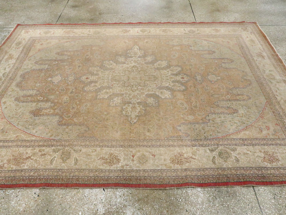 Vintage Turkish Sivas Rug, No.13803 - Staging