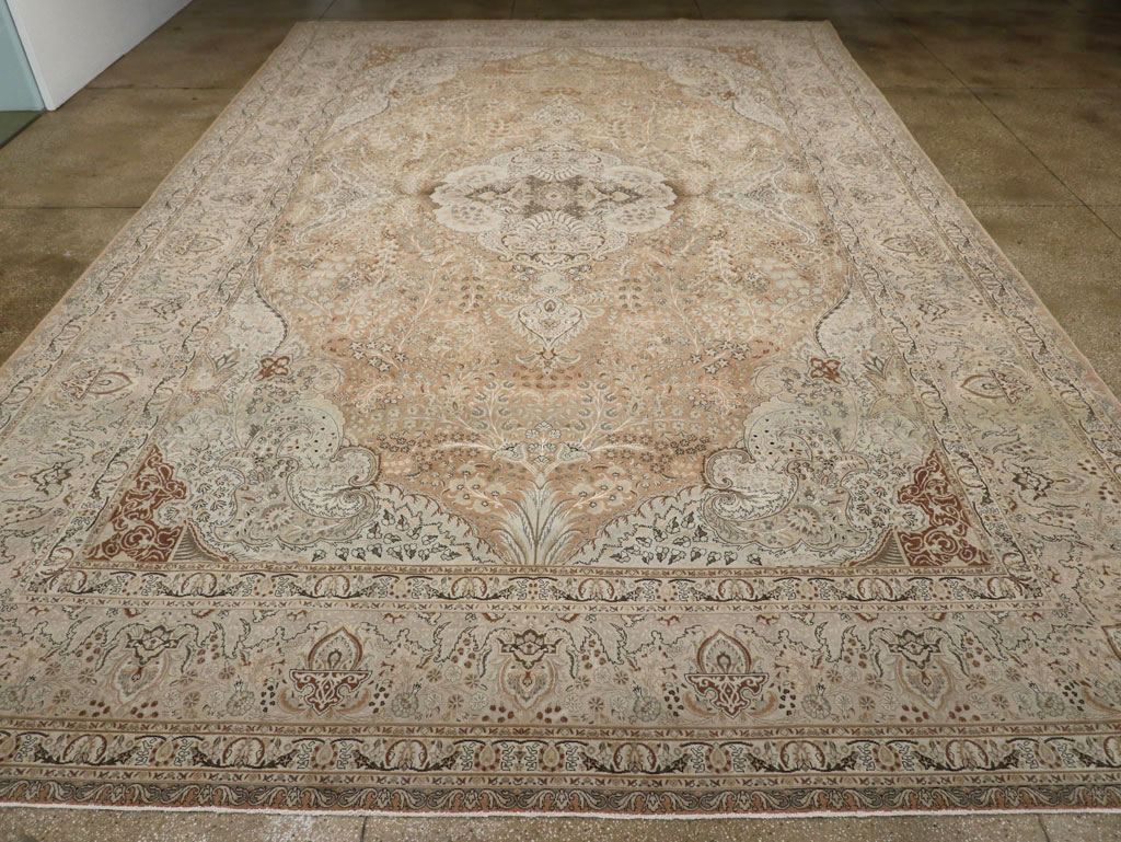 Vintage Tabriz Persian Carpet, No.13818 - Staging