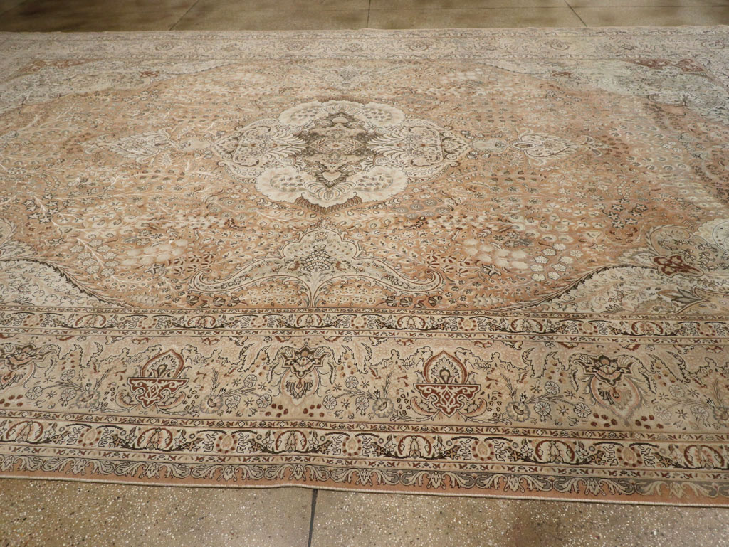 Vintage Tabriz Persian Carpet, No.13818 - Staging