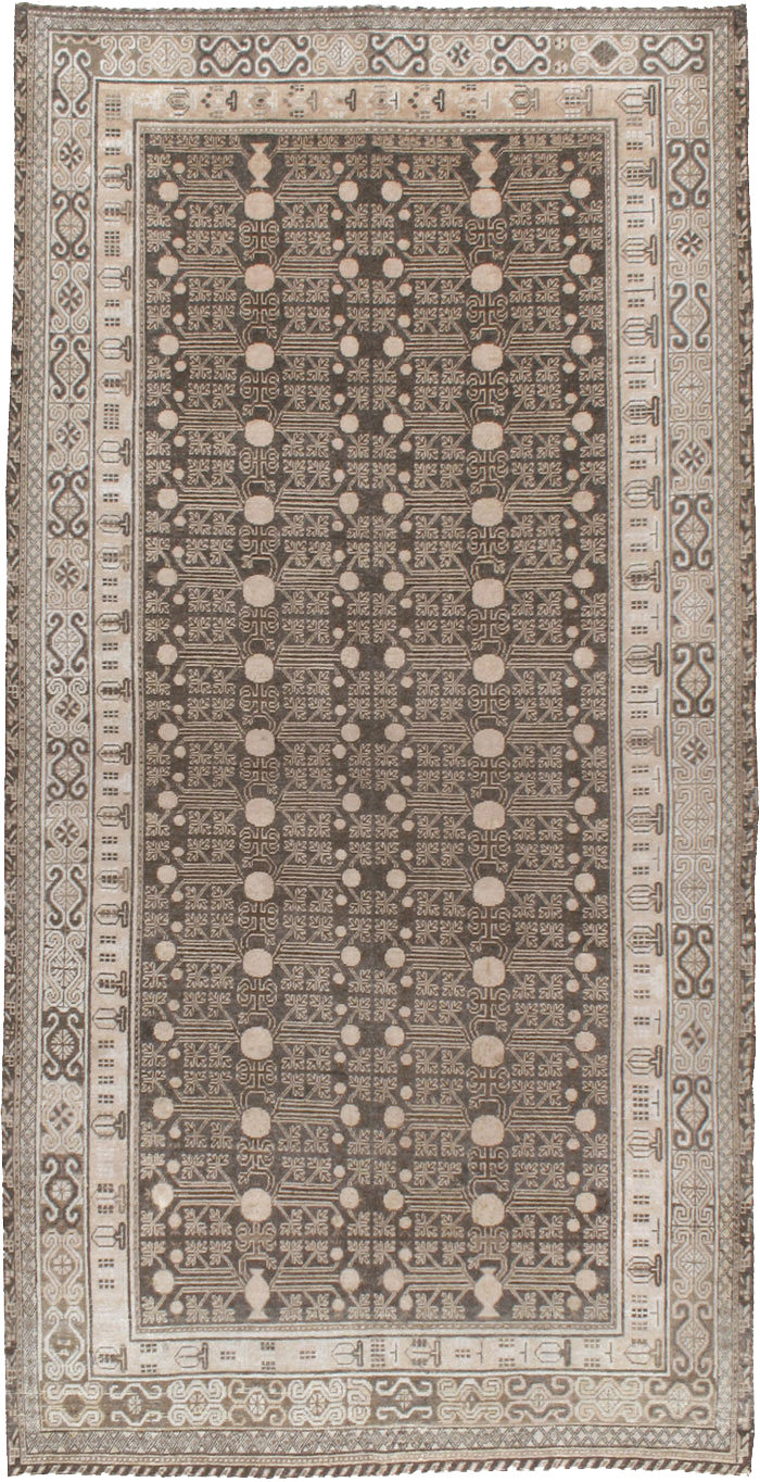 Antique East Turkestan Khotan Rug, No.13824 - Staging