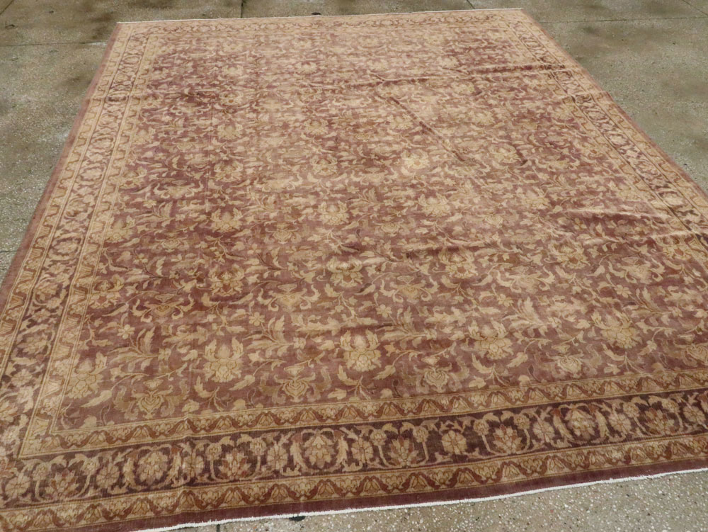 Vintage Indian Lahore Carpet, No.13838 - Staging