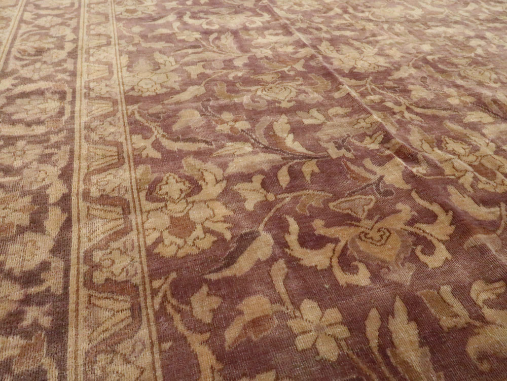Vintage Indian Lahore Carpet, No.13838 - Staging