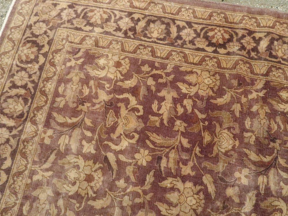Vintage Indian Lahore Carpet, No.13838 - Staging