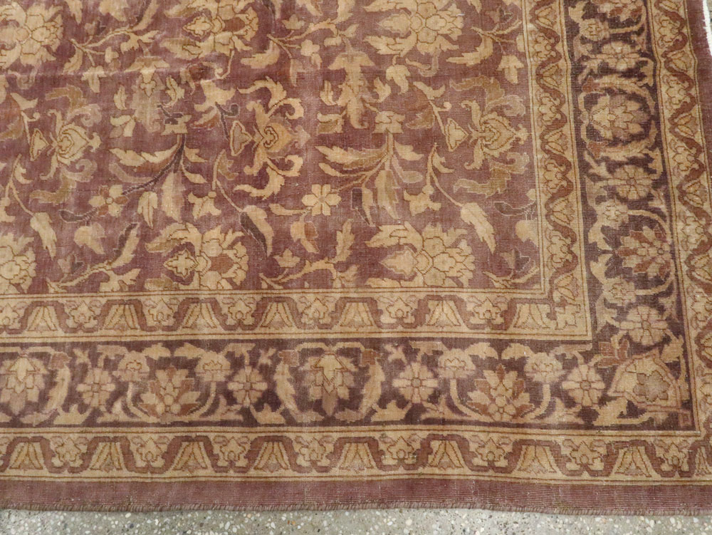 Vintage Indian Lahore Carpet, No.13838 - Staging