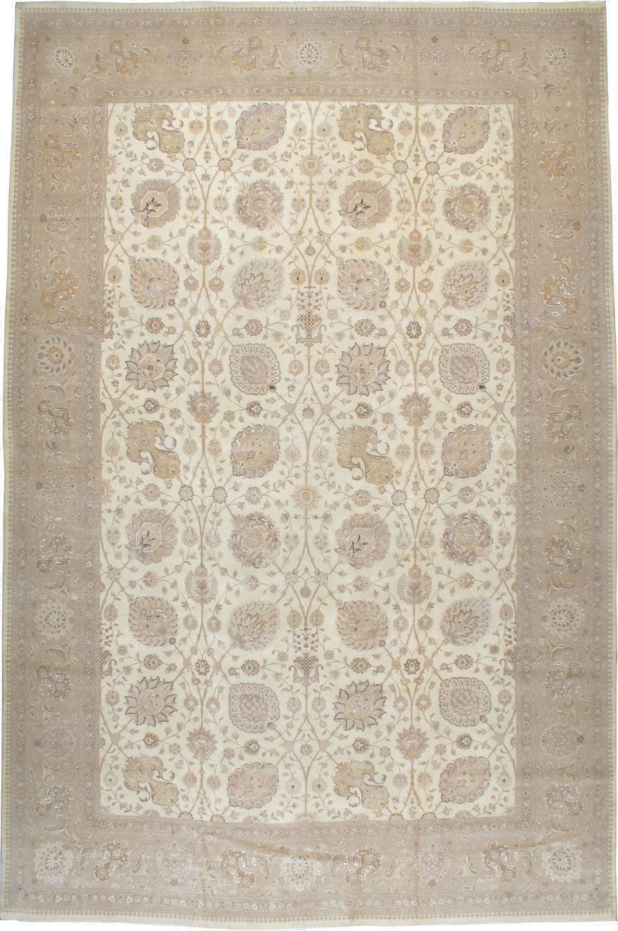 Vintage Persian Tabriz Carpet, No.13844 - Staging
