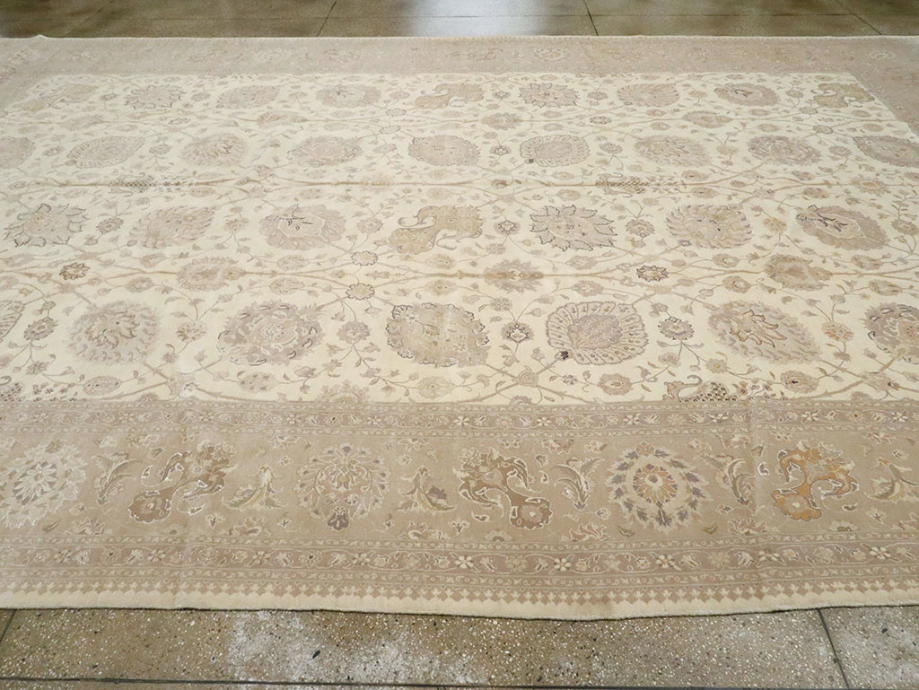 Vintage Persian Tabriz Carpet, No.13844 - Staging