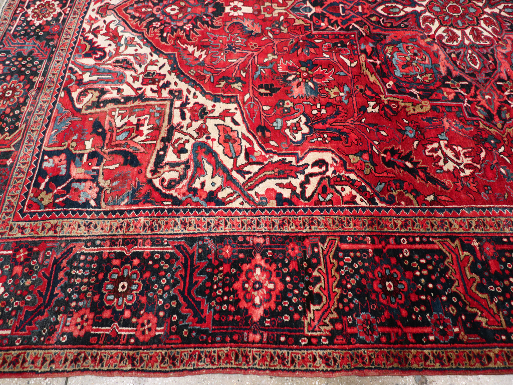 Vintage Persian Heriz Room Size Carpet, No.13870 - Staging