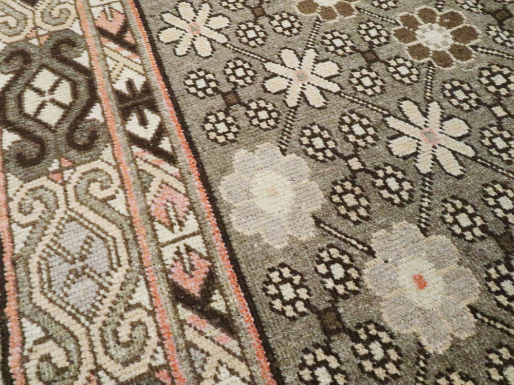 Vintage East Turkestan Khotan Rug, No.13885 - Staging