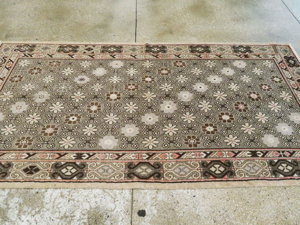 Vintage East Turkestan Khotan Rug, No.13885 - Staging