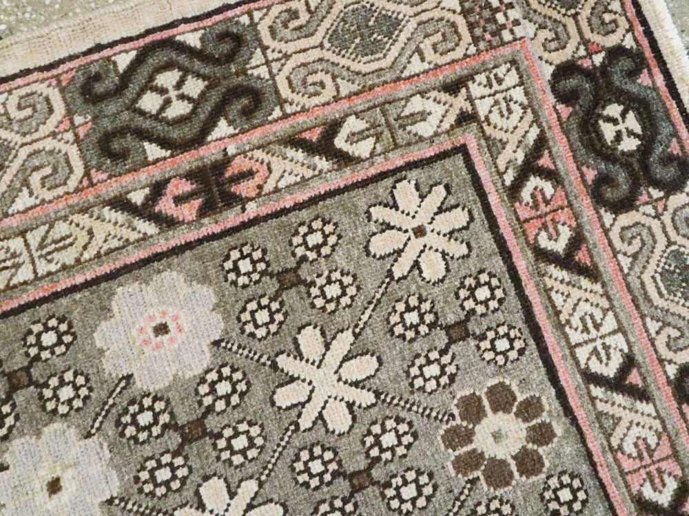 Vintage East Turkestan Khotan Rug, No.13885 - Staging