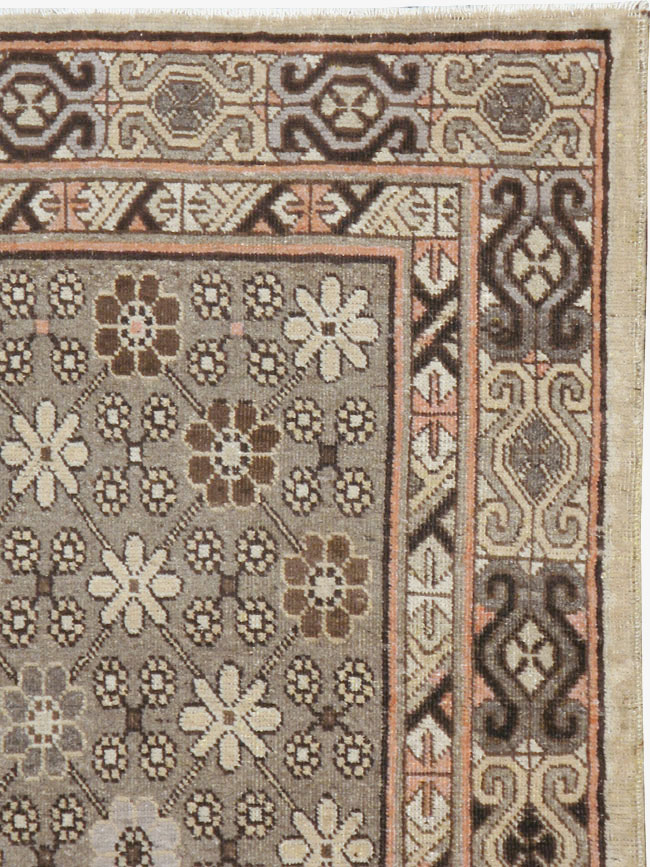 Vintage East Turkestan Khotan Rug, No.13885 - Staging