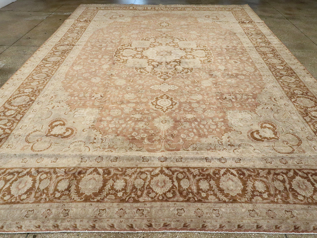 Vintage Persian Tabirz Carpet, No.13901 - Staging