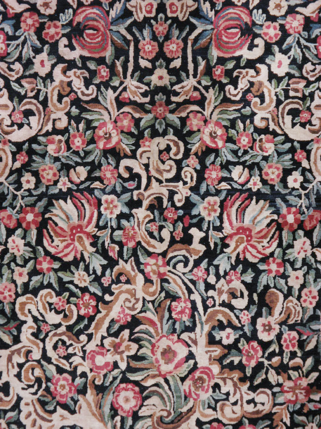 Antique Persian Kashan Carpet, No.13921 - Staging