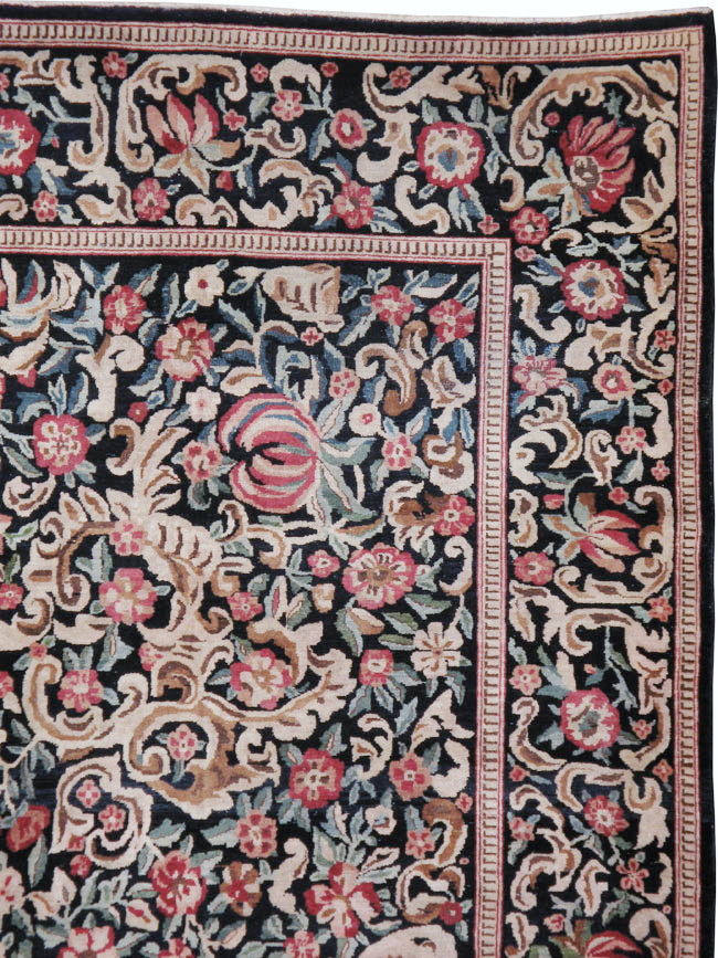 Antique Persian Kashan Carpet, No.13921 - Staging