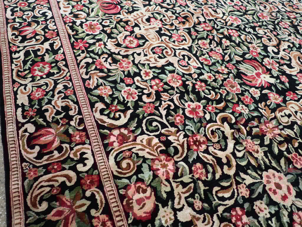 Antique Persian Kashan Carpet, No.13921 - Staging