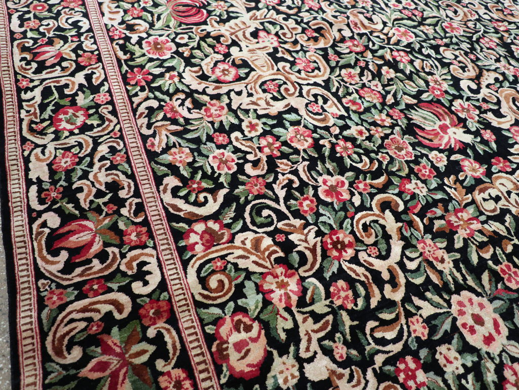 Antique Persian Kashan Carpet, No.13921 - Staging