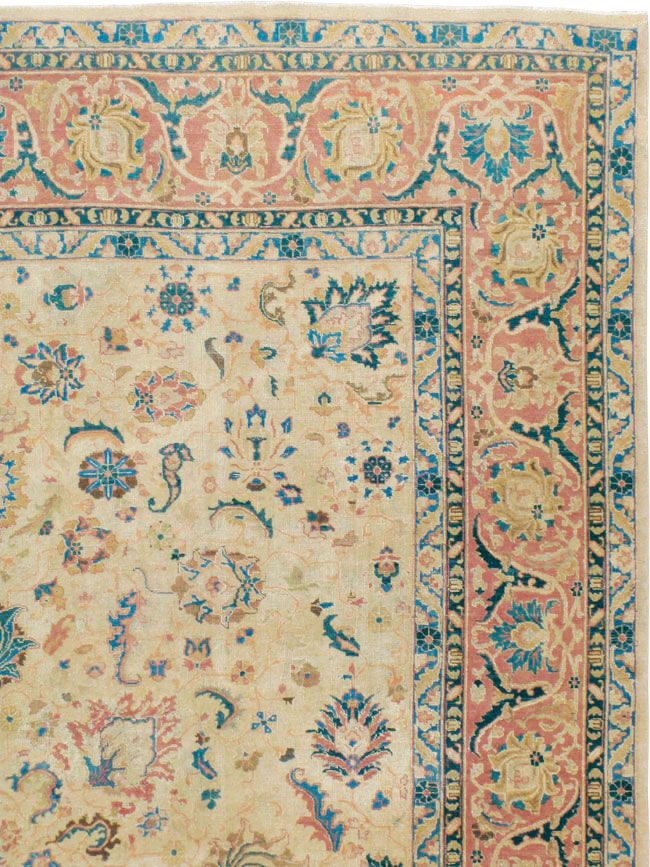 Vintage Persian Tabriz Carpet, No.13937 - Staging