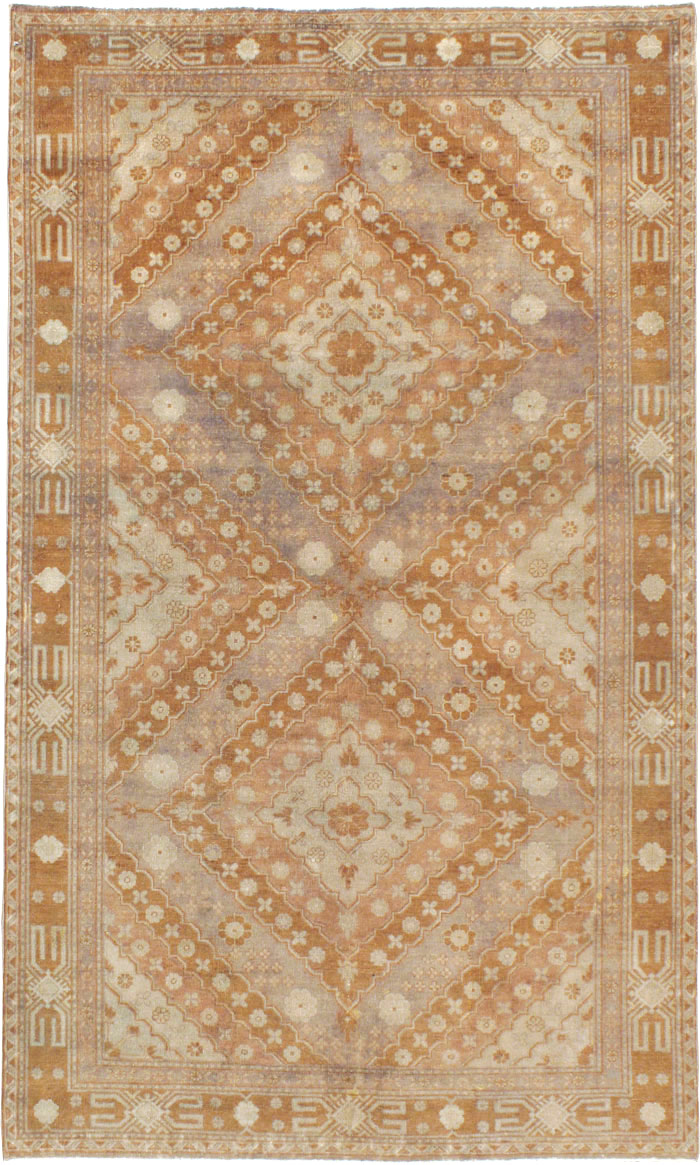 Antique East Turkestan Khotan Carpet, No.13967 - Staging