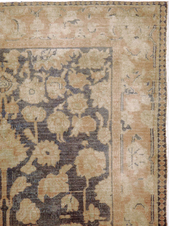 Antique Indian Agra Carpet, No.13970 - Staging