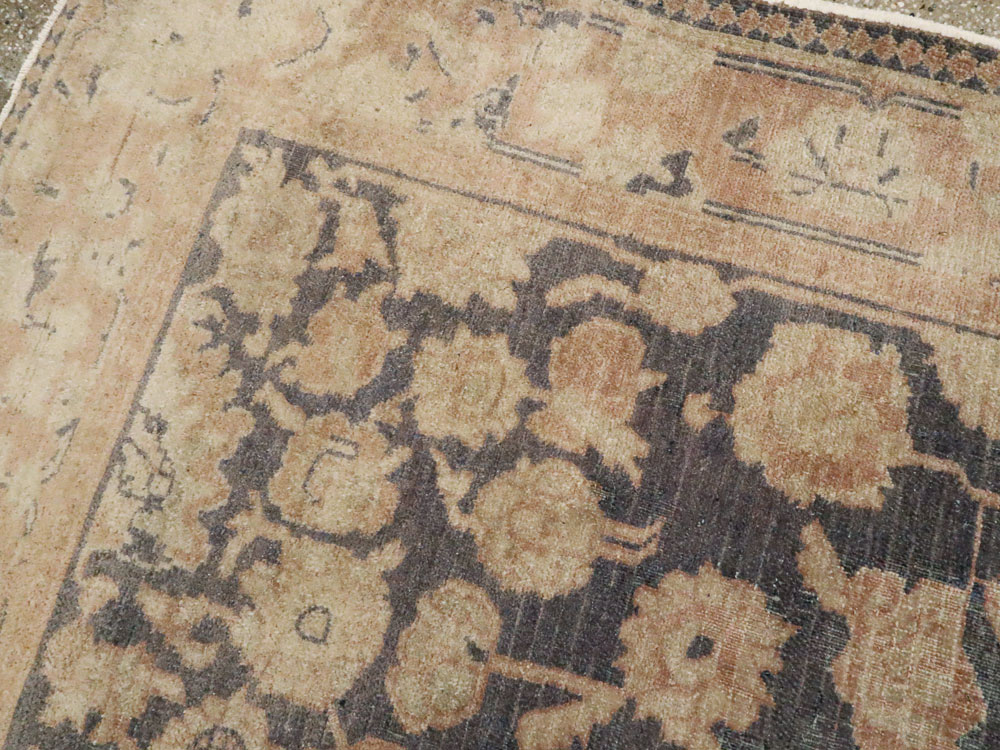 Antique Indian Agra Carpet, No.13970 - Staging