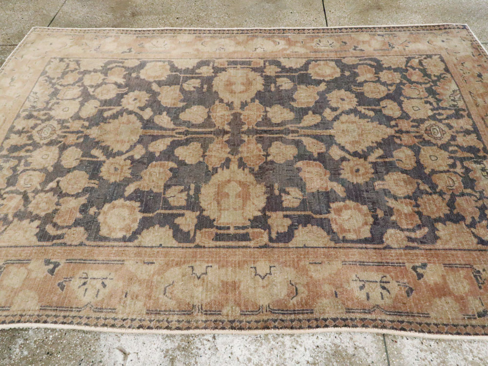 Antique Indian Agra Carpet, No.13970 - Staging