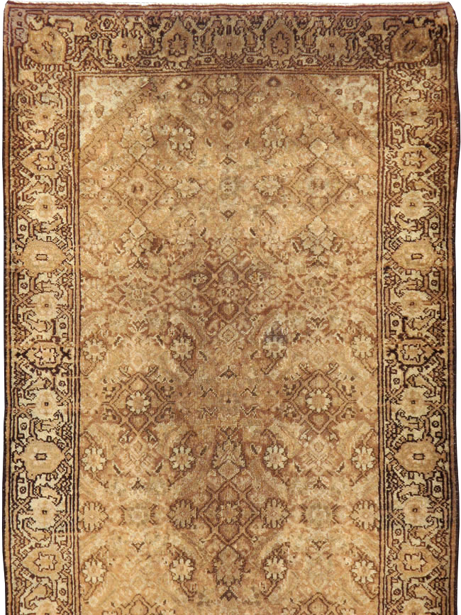 Vintage Indian Amritsar Runner, No.13974 - Staging