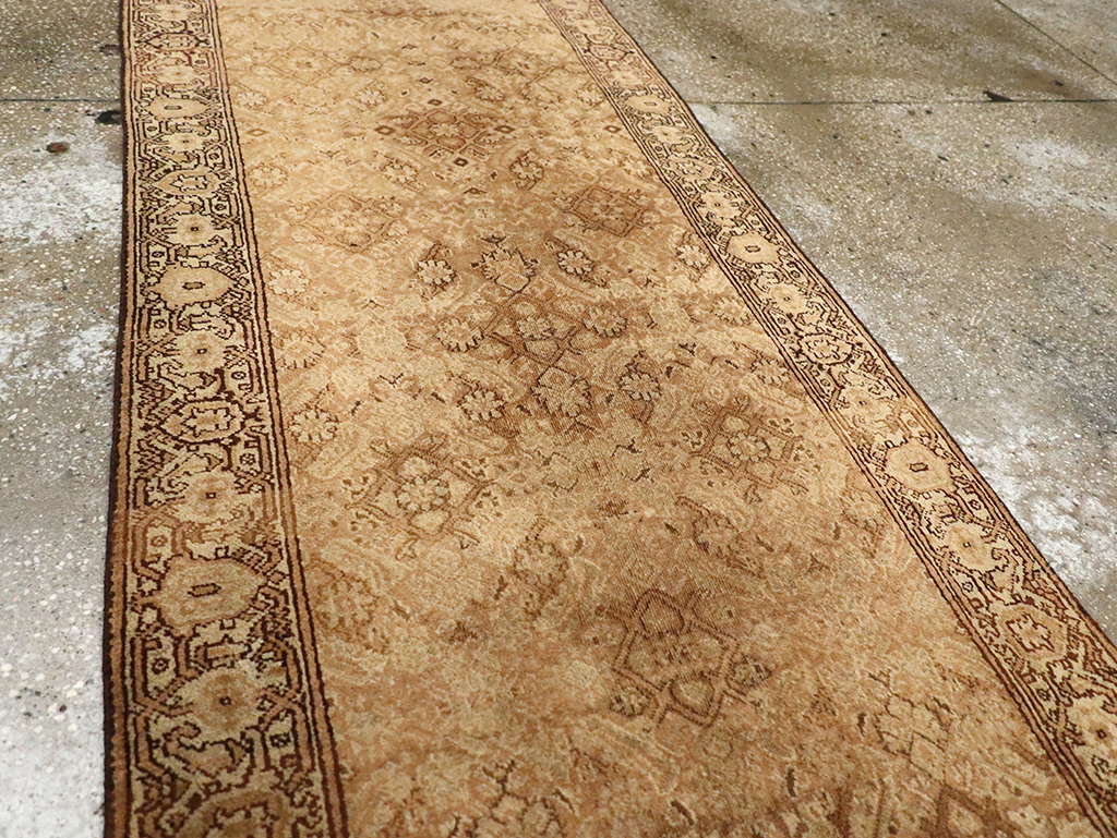 Vintage Indian Amritsar Runner, No.13974 - Staging