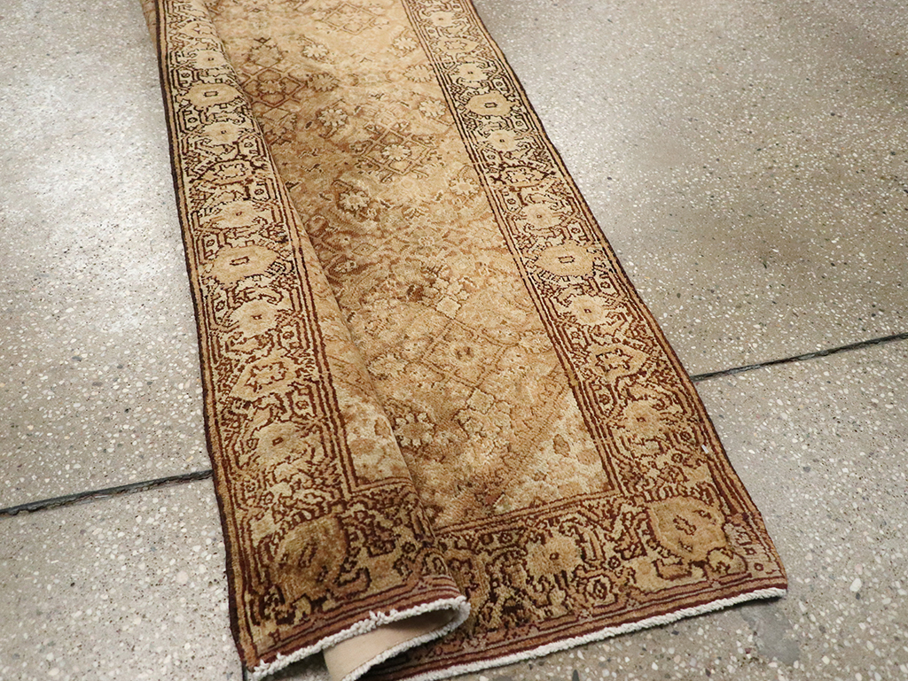 Vintage Indian Amritsar Runner, No.13974 - Staging